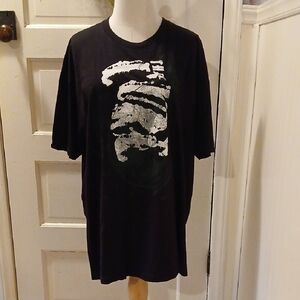 Men's Black Graphic Tee